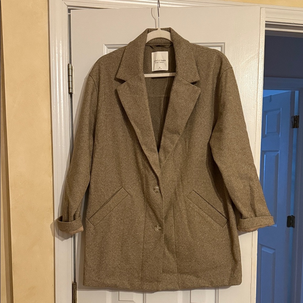 Gentle Fawn tan herringbone oversized blazer.